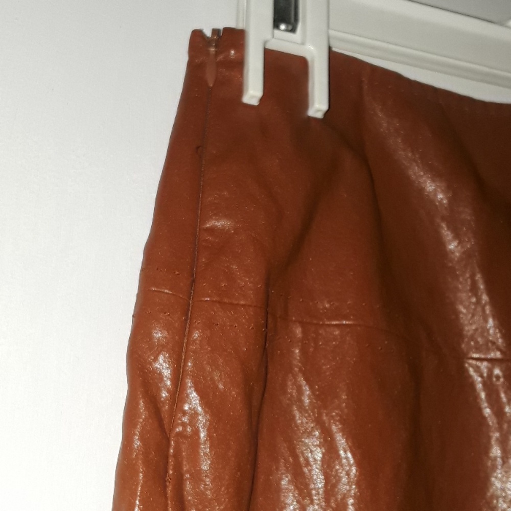 Skirt - Picture 4 of 7